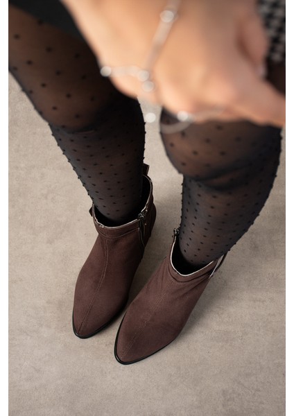 Kadın Kahve Süet Lucy Model Yandan Fermuarlı Sivri Burun Kısa Topuklu Bot indirimleri