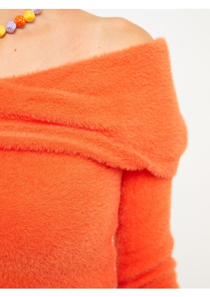 Yeni Sezon Kayık Yaka Düz Uzun Kollu Kadın Triko Kazak indirimleri