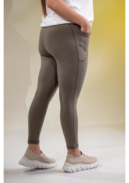Kadın 1222546 Büyük Beden Cepli Haki Tayt