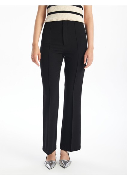 Yeni Sezon Standart Fit Kadın Pantolon fırsatları