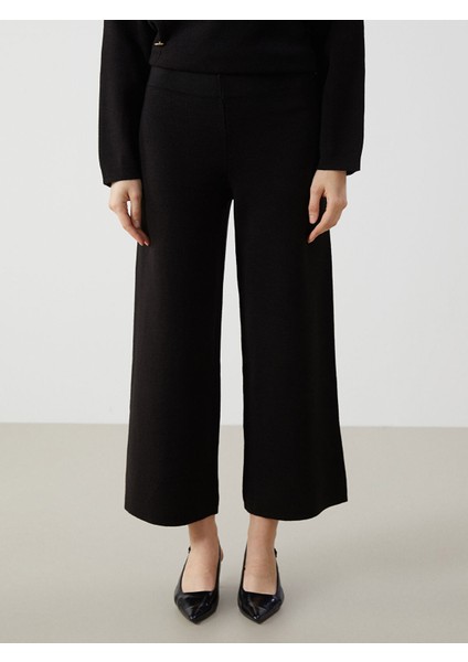 Yeni Sezon Beli Lastikli Geniş Paça Kadın Triko Pantolon fırsatları