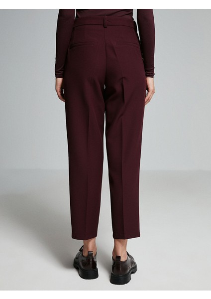 Yeni Sezon Dar Fit Kadın Pantolon indirimleri