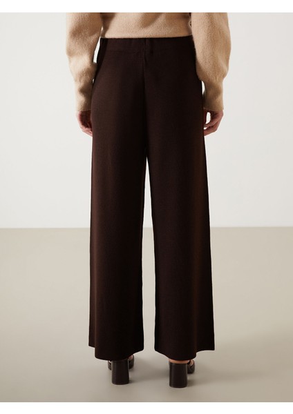 Yeni Sezon Beli Lastikli Geniş Paça Kadın Triko Pantolon fırsatları