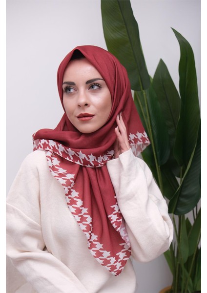 Şık Kazayağı Desenli Dijital Soft Eşarp fiyatları