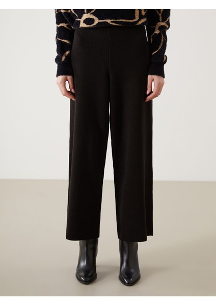 Yeni Sezon Beli Lastikli Geniş Paça Kadın Triko Pantolon modelleri