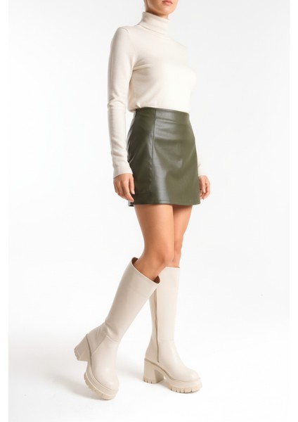 Kadın Bej Kalın Taban Yuvarlak Burun Platform Topuklu Deri Görünümlü Fermuarlı Uzun Çizme