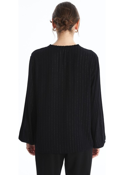 Yeni Sezon Bağlamalı Yaka Desenli Kadın Bluz indirimleri