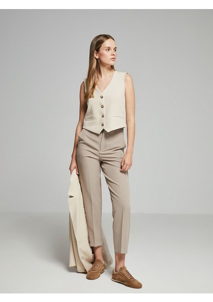 Yeni Sezon V Yaka Kadın Klasik Yelek fırsatları