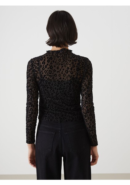 Yeni Sezon Dik Yaka Desenli Kadın Bluz fırsatları