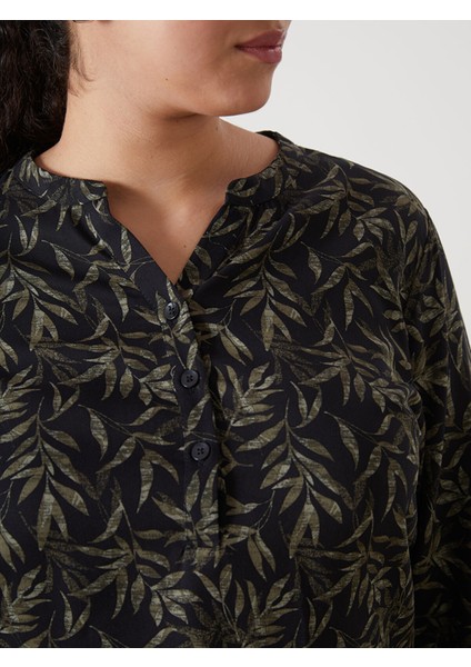 Yeni Sezon Kaçık Yaka Desenli Kadın Bluz indirimleri