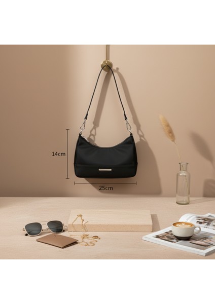 Hafif Kumaş Minimalist Baget Çanta fırsatları