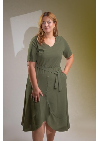 Kadın Büyük Beden Kemerli-Volanlı Haki Elbise