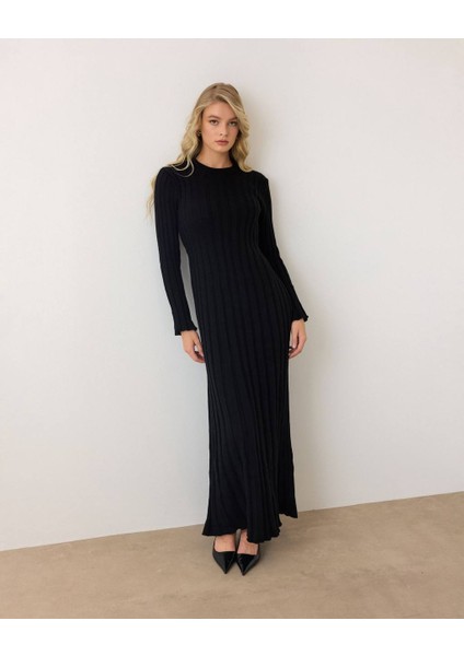 Siyah - Bel Bağlamalı Fitilli Triko Uzun Kollu Maxi Elbise