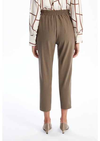 Yeni Sezon Beli Lastikli Kadın Pantolon fırsatları