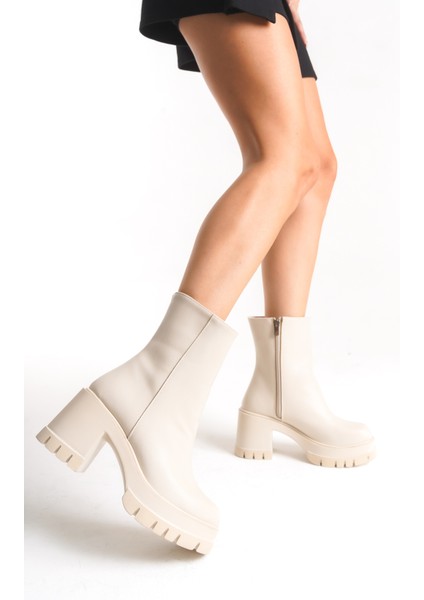Deri Görünümlü Cilt Yandan Fermuarlı Yüksek Kalın Topuklu Kışlık Kadın Krem Kısa Bot Bootie