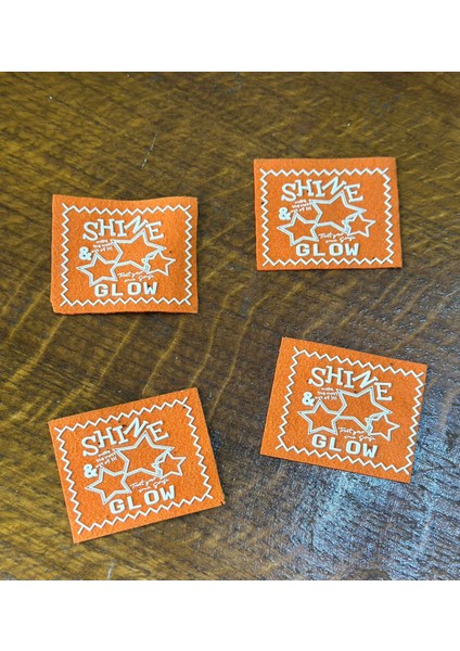 4 Adet Deri Turuncu Yazılı Arma 5x4 cm