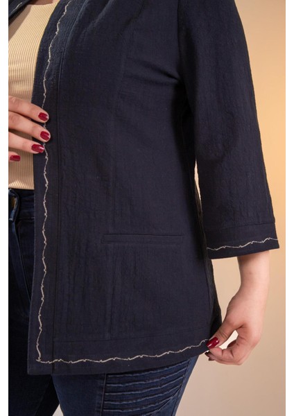 Kadın Büyük Beden Nakışlı Siyah Ceket indirimleri