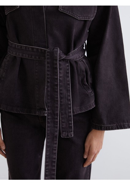 Yeni Sezon Gömlek Yaka Beli Kuşaklı Kadın Jean Ceket modelleri