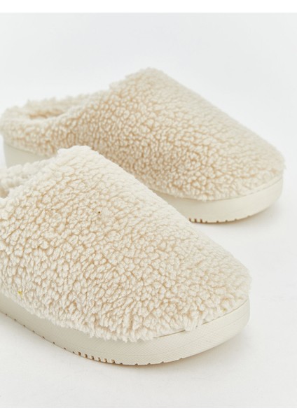 Yeni Sezon Kadın Pelüş Ev Terliği modelleri