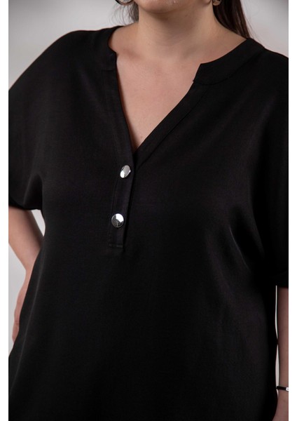 Kadın 3330373 Hakim Yaka Düğmeli Siyah Bluz