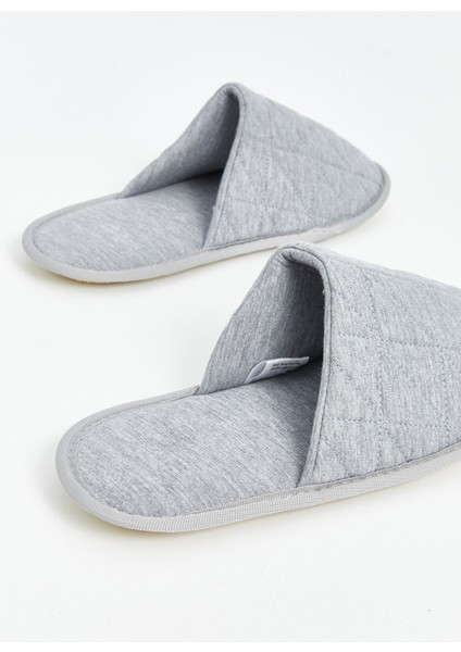 Yeni Sezon Desenli Kadın Ev Terliği fırsatları