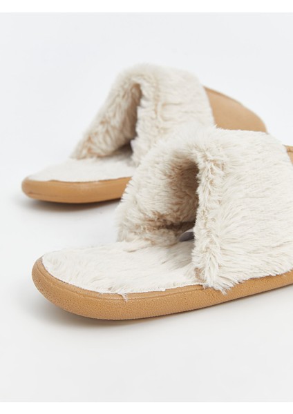 Yeni Sezon Isı Korumalı Pelüş Kadın Ev Terliği fırsatları