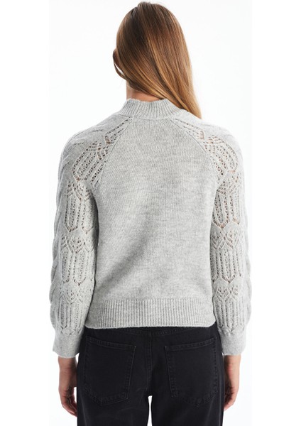 Yeni Sezon Yarım Balıkçı Yaka Ajurlu Kadın Triko Kazak fırsatları