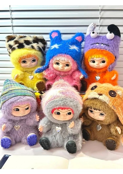 Wakuku Sürpriz Paket Peluş Çanta Charm fiyatları