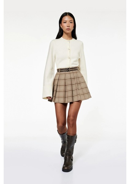 Kadın x Sibil Çetinkaya - Geniş Uzun Kollu Bisiklet Yaka Düğmeli Triko Hırka 6WAK90474HT fiyatları