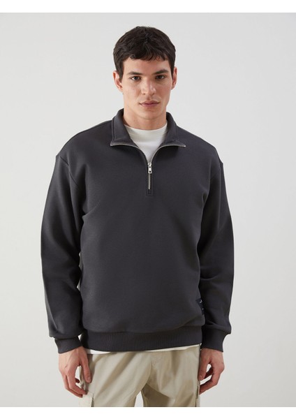 Yeni Sezon Dik Yaka Erkek Sweatshirt