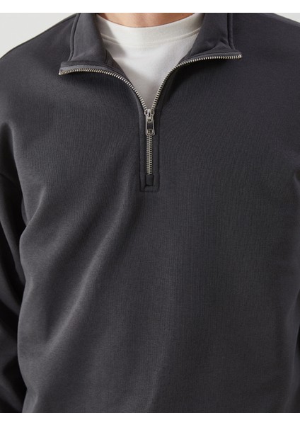 Yeni Sezon Dik Yaka Erkek Sweatshirt modelleri