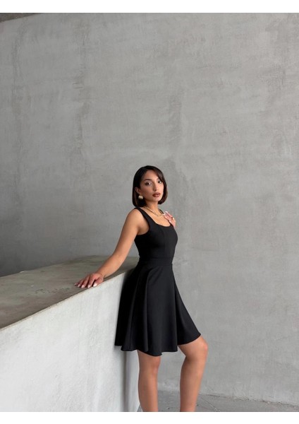 Lvsqvr Kadın Kare Yaka Kısa Elbise S251188 Siyah (Beden: M) modelleri