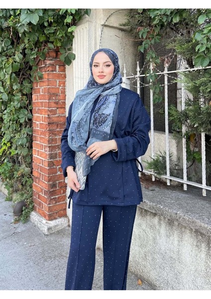 Kadın Taşlı Tünel Detaylı Takım 41448 - Lacivert modelleri