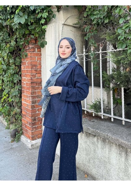 Kadın Taşlı Tünel Detaylı Takım 41448 - Lacivert