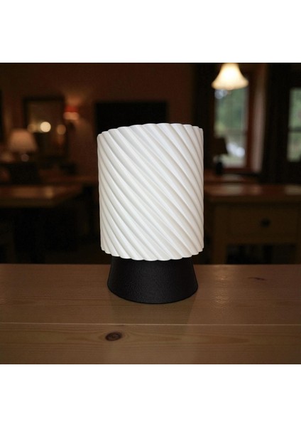 Siyah-Beyaz Iki Renk Desenli Abajur Gece Lambası fırsatları