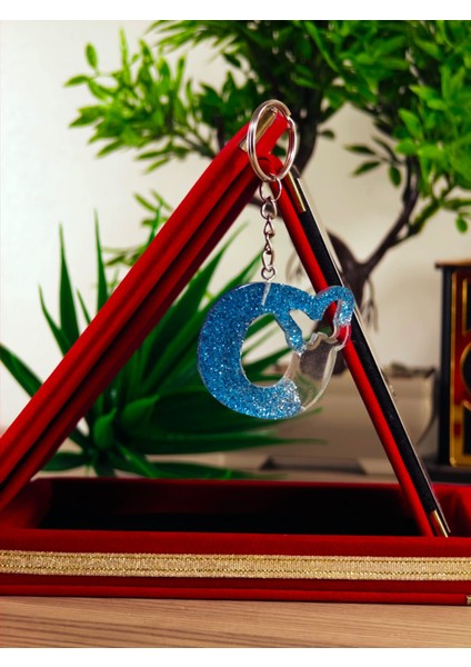 Kelebek Harfli Anahtarlık Hediyelik Ürün El Yapımı Epoksi Reçine Anahtarlık Kişiye Özel Harf Anahtarlık