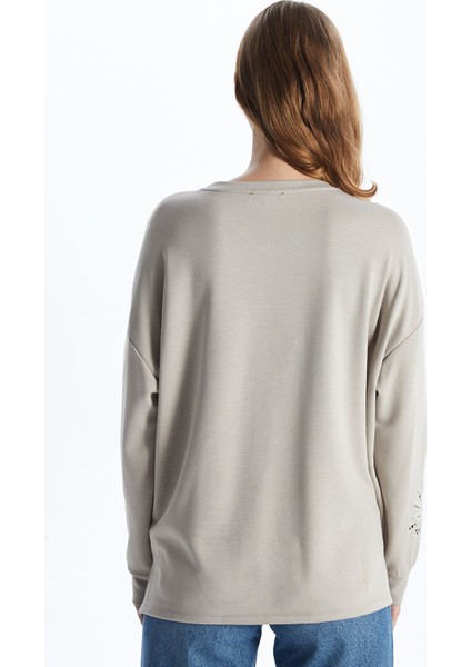 Yeni Sezon Bisiklet Yaka Ajurlu Oversize Kadın Sweatshirt fırsatları