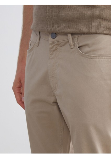 Yeni Sezon Standart Kalıp Gabardin Erkek Chino Pantolon modelleri