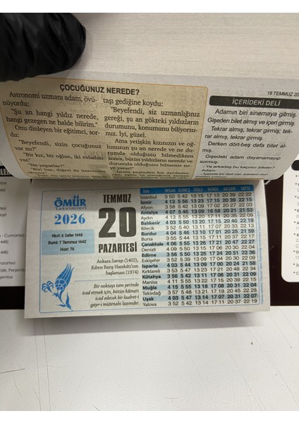 Ömür Takvim Atatürk Görselli 1.bölge 2026 Kartonlu Yapraklı Duvar Takvimi