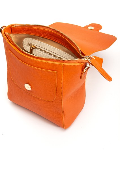 Tegan Hakiki Deri Kadın Omuz ve Çapraz Çanta Siyah fırsatları