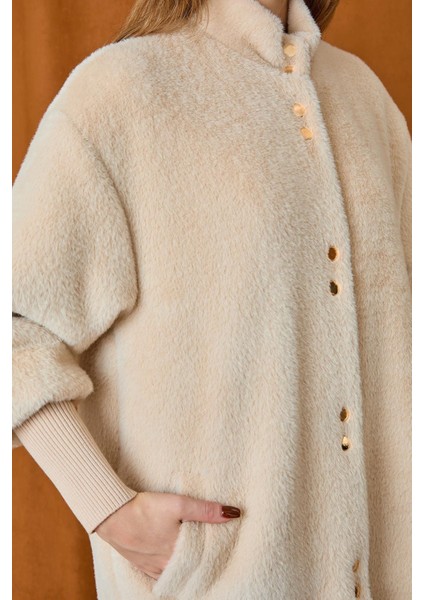 Kadın Çift Sıra Çıtçıtlı Kolları Kaşkorseli Kaban 15230 modelleri