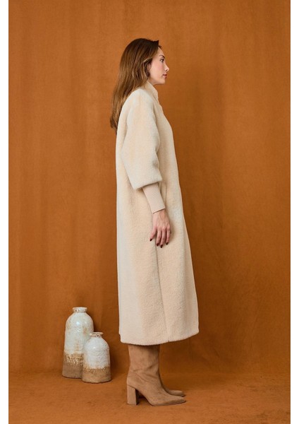 Kadın Çift Sıra Çıtçıtlı Kolları Kaşkorseli Kaban 15230 indirimleri