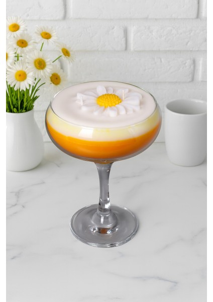 Papatyalı Mum Martini Bardağında modelleri