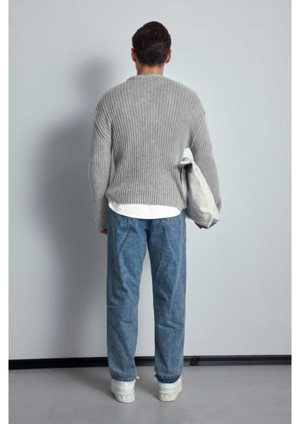 Erkek Oversize Yıkamalı Efektli Basic Kazak Gri fırsatları