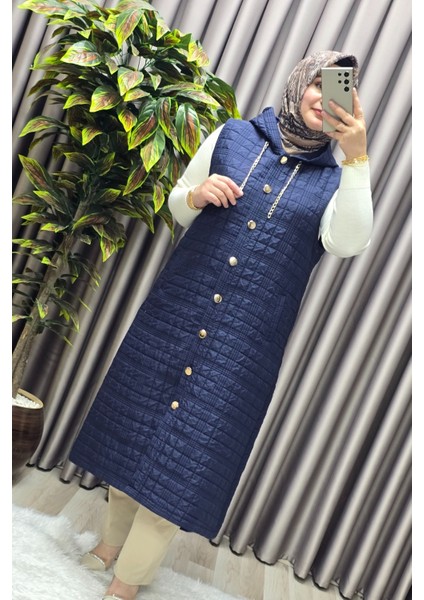 Kadın Giyim Büyük Beden Kapşonlu Astarlı Kare Desen Yelek fırsatları