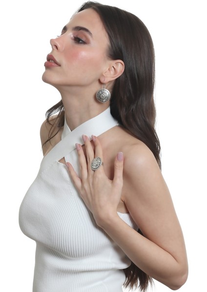 Kadın Antik Gümüş Kaplama Ayarlanabilir Çiçek Motifli Yüzük & Sallantılı Model Küpe modelleri