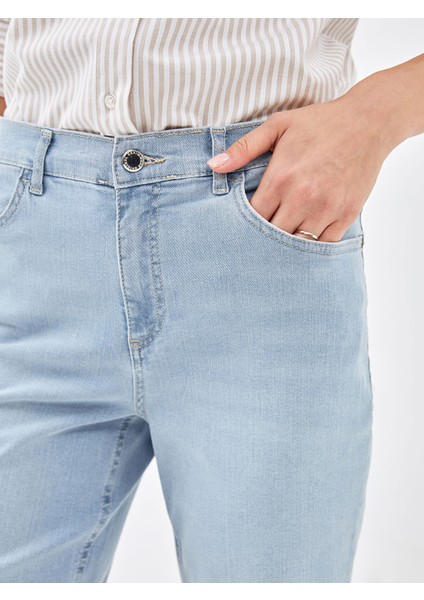 Yeni Sezon Bermuda Fit Kadın Jean Şort modelleri