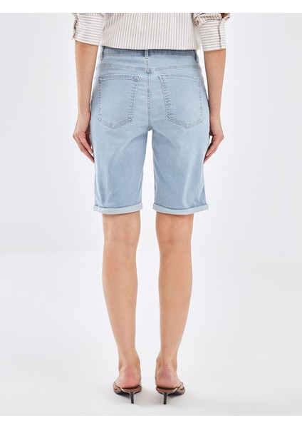 Yeni Sezon Bermuda Fit Kadın Jean Şort fırsatları