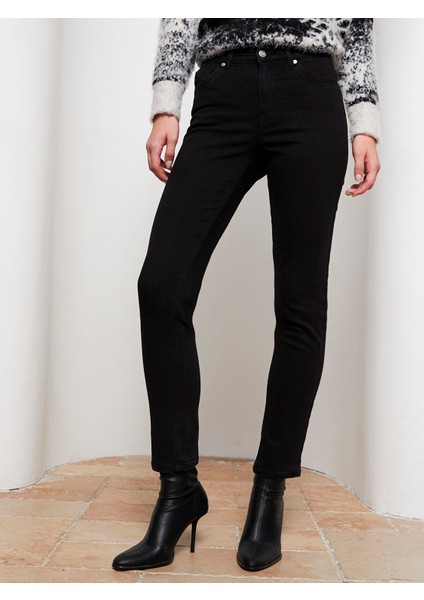 Yeni Sezon Yüksek Bel Slim Fit Düz Cep Detaylı Kadın Jean Pantolon modelleri