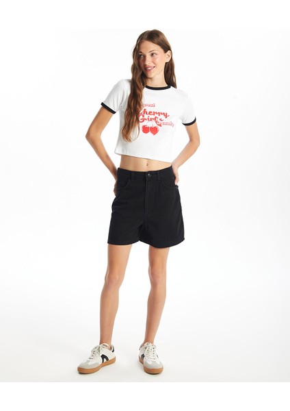 Yeni Sezon Yüksek Bel Standart Fit Kadın Jean Şort